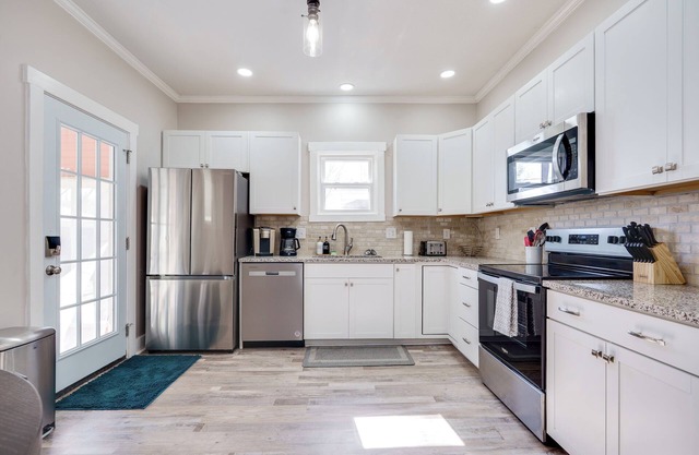 Downtown near UD|Amazing Patio|Private Parking