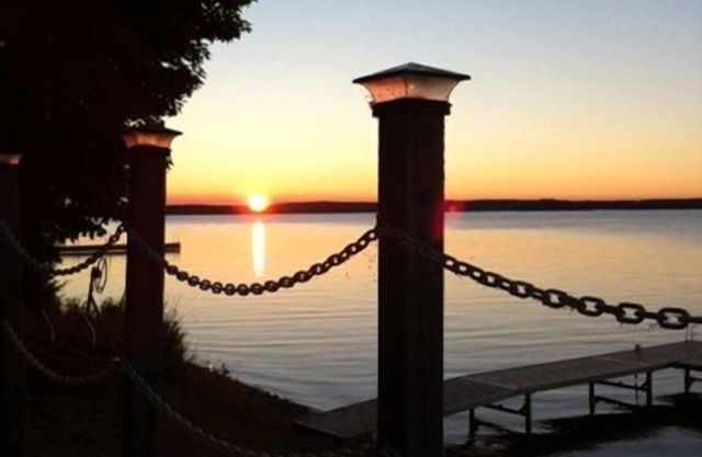 Drummond Island Hotel & Vacation Homes - Whispering Loon