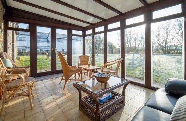 Duo of Lovely Holiday Cottages nr Bude - Sleeps 10