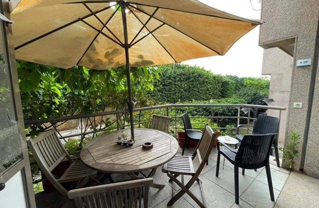 Duplex in Siwar with pool,2min from Le Royal Hotel