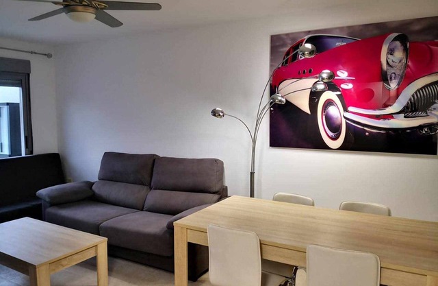 DUPLEX PENTHOUSE NEXT TO THE BEACH. SWIMMING POOL. GREAT TERRACE AND PARKING
