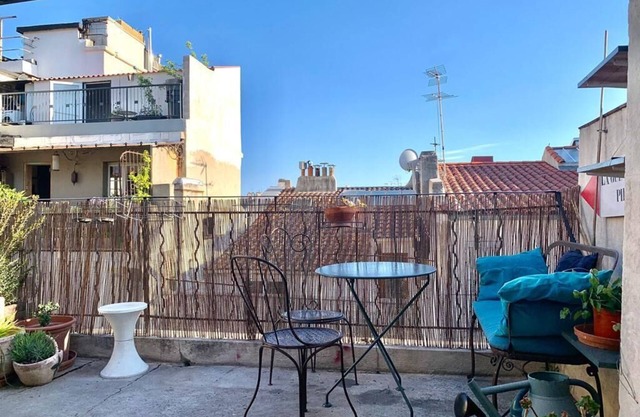 Duplex with lovely sky terrace