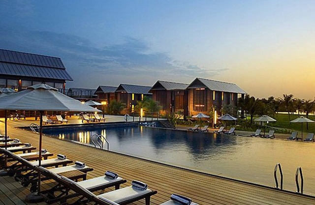 Duyong Marina & Resort