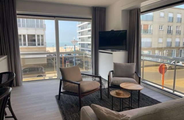 Dzee Appartement frontaal zeezicht en gratis parking