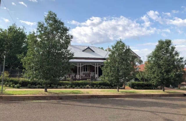 East Tamworth Gem - Large 4 Bedroom home in a perfect location!n