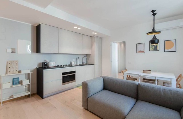Easylife - Modern apartment next to Porta Venezia