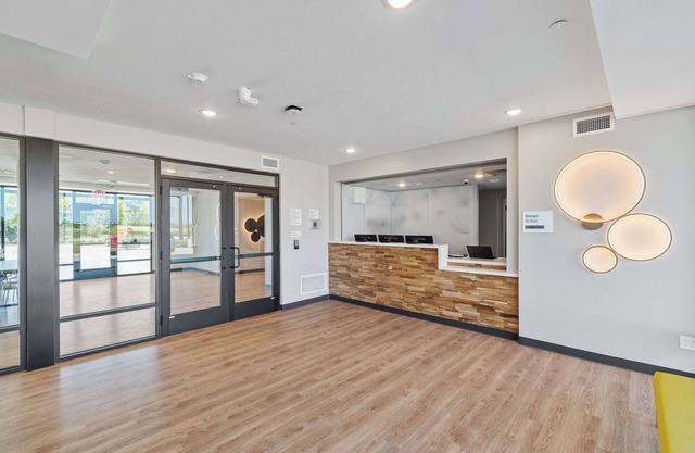 ECHO Suites Extended Stay by Wyndham Dallas Plano/Richardson