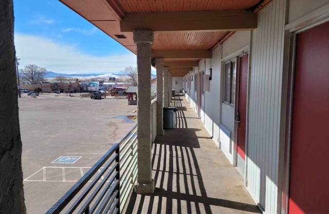 Econo Lodge