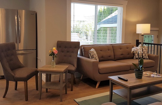 Eglantyne House --- Beautiful house in the heart of Sardis;
