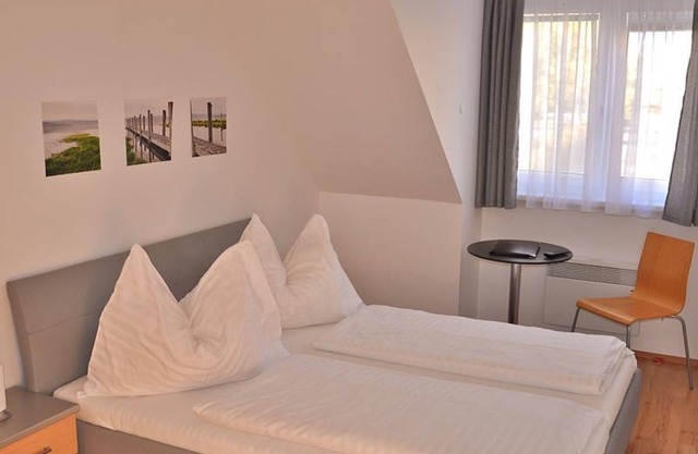 Einzelzimmer mit Du/wc - Hotel am See Rust