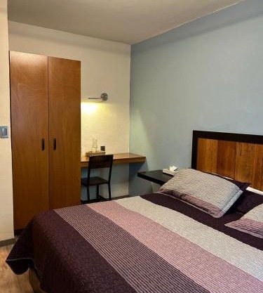 El salto de Camela Hostal