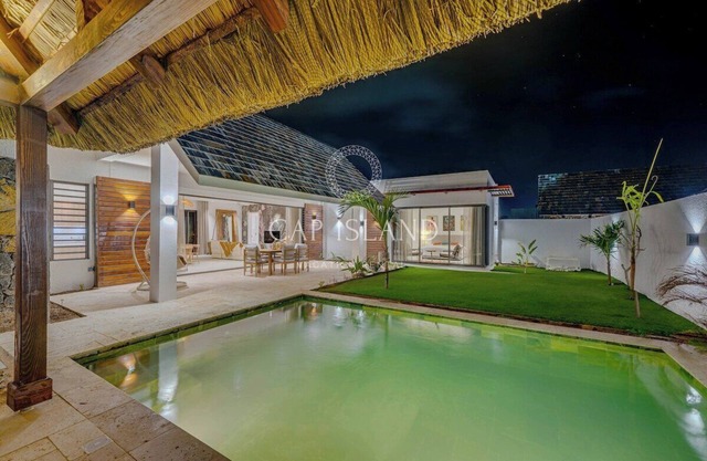 Elegant 3 bedroom Villa, 5min from Beaches