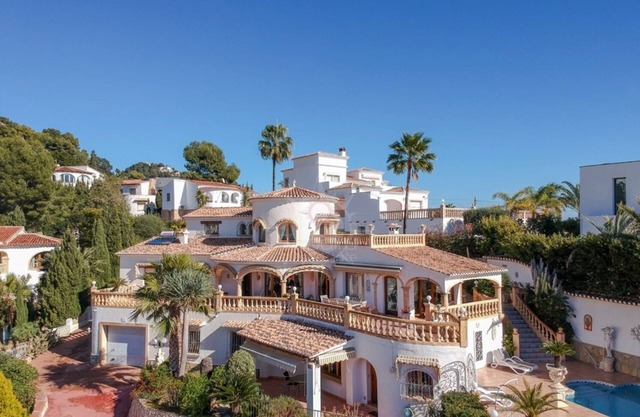 Elegant 5BR Villa w/Private Pool – Benissa/Moraira