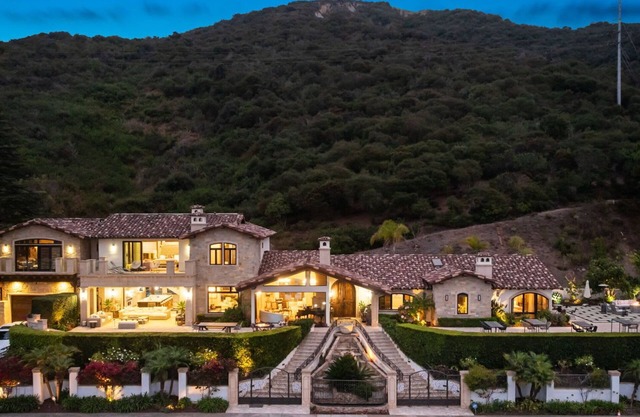 Elegant La Jolla Villa - Ocean Views & Pool