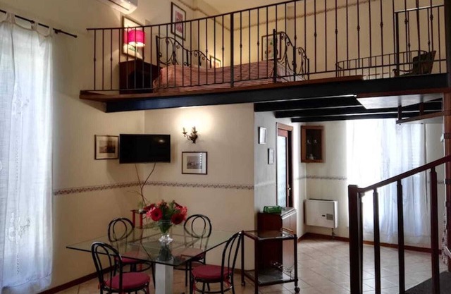 Elegant Mezzanine in the Historical Centre