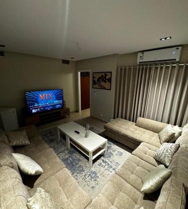 Elegant Studio