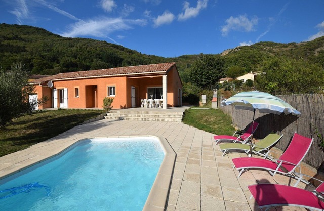Elegant Villa Retreat in Thueyts