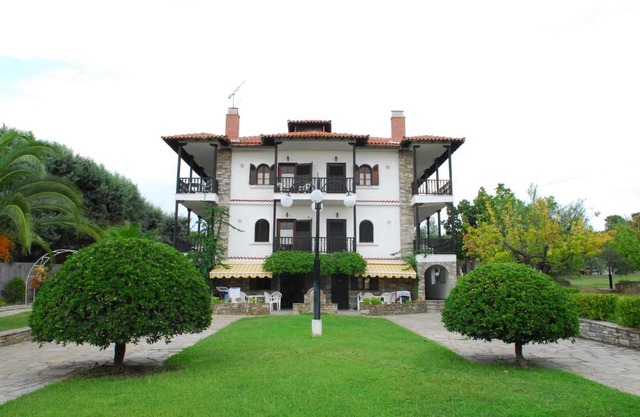 Elia Apartments Sithonia