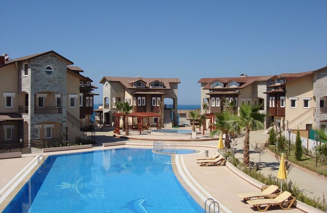 Elite Country Club Duplex Suite