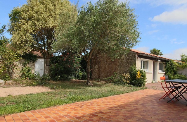Elma Stay, Location Le Parthenay