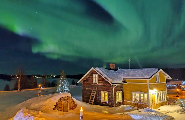 Elves Village Hotel