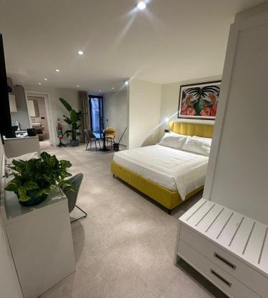 Elymos Apartments