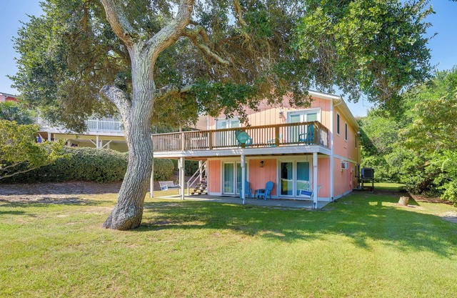 Emerald Isle Vacation Rental, Walk to Beach!