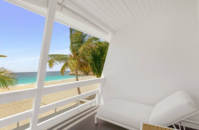 Emerald Room #2 · CocoVaa Boutique Hotel - Emerald Suite