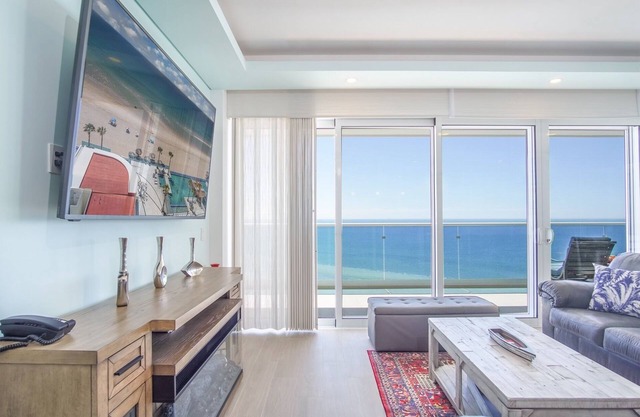 Encantame Towers Luxury Resort 2- Bedroom Deluxe Corner Condominium