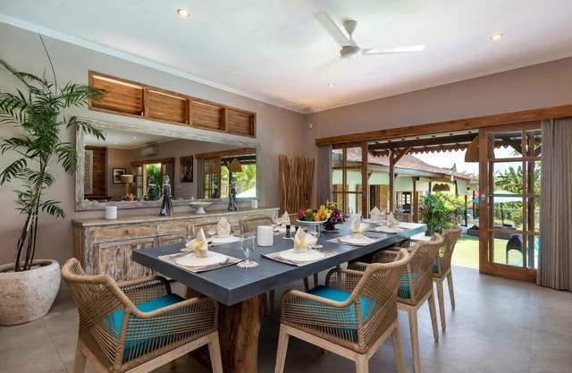 Enchanting 5BR Villa, Canggu! 9Min Drive To Berawa Beach - W/Private Swim Pool!