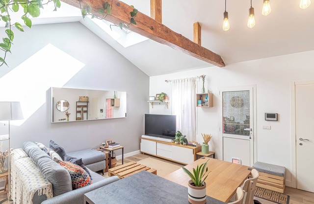 Enjoy the simplicity of this quiet, centrally located accommodation