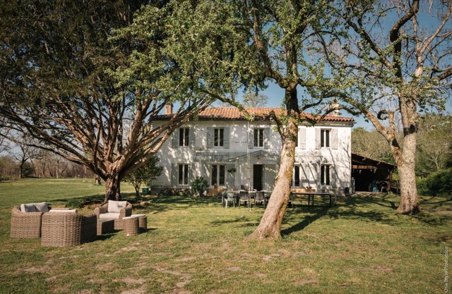 Entre Chênes et Pins - Gîte de groupe 3 étoiles