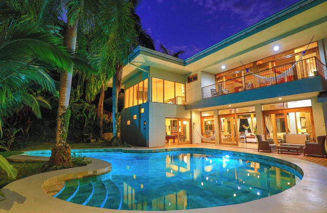 Epic Wildlife, Jungle & Ocean View! Near Manuel Antonio Park - Rainforest Estate