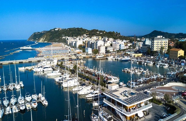 Escape in Central Cattolica