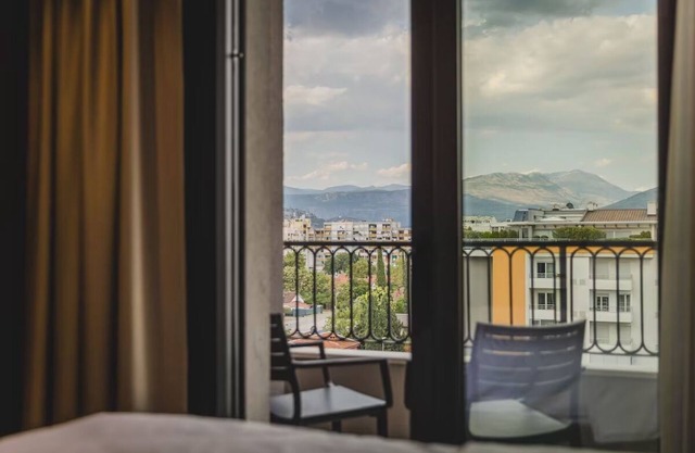 Escape in Montenegro - Inviting Haven w/Terrace, pool & wellness access