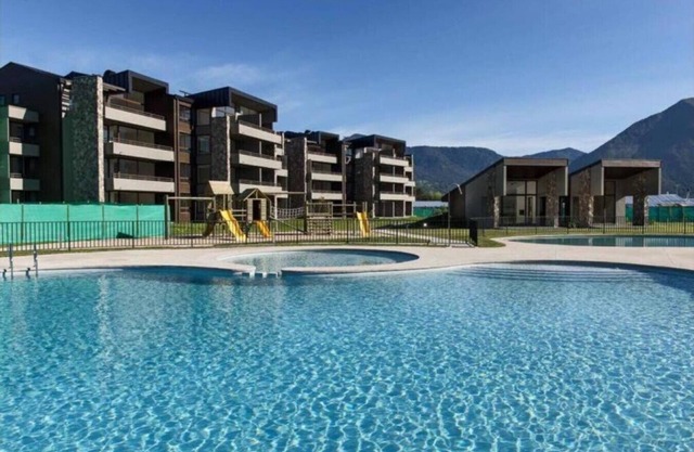 Escape to a Modern and Elegant Retreat in the heart of Pucón!