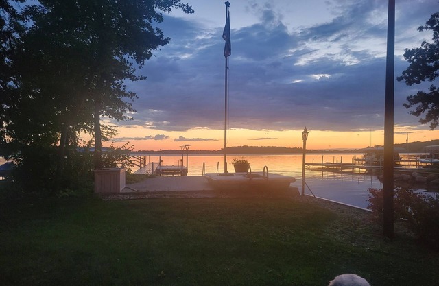 Escape to Diamond Lake: Your Private Lakehouse Retreat in Cassopolis, Michigan