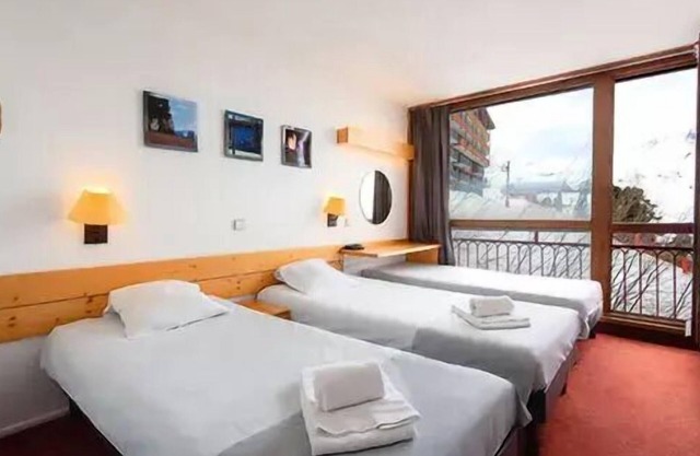 Essential Room 3 Erwachsene