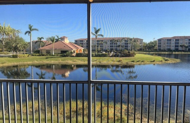 Estero Condo. 2bed/2bath. Perfect for snowbirds!