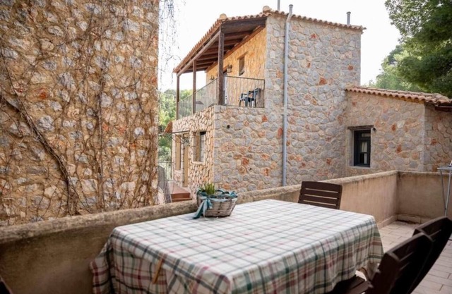 Eternia Suites Maisonet