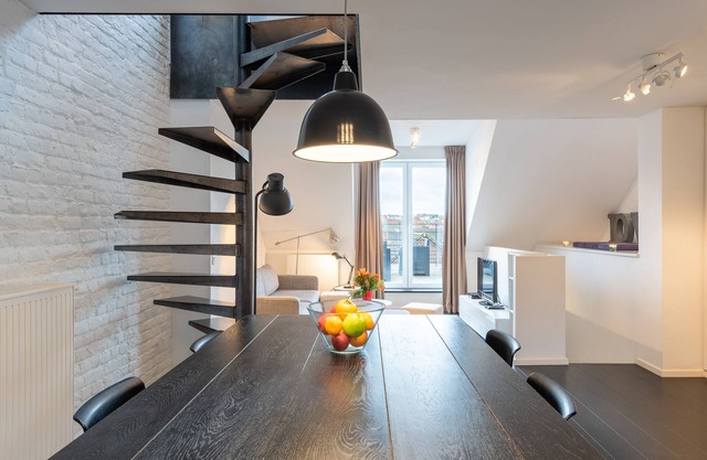 Europea Luxury Duplex Residence Flagey