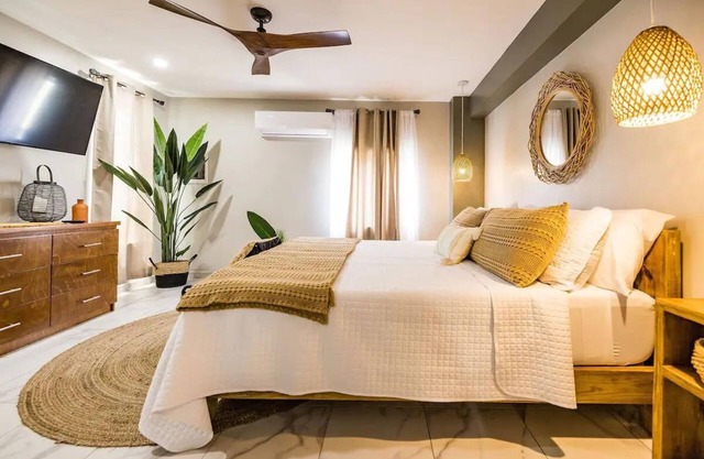 EVA Oceanfront Spa Resort |Rooftop & pool by LUCHA