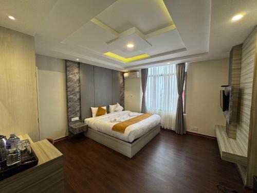 Evara Hotel & Apartment