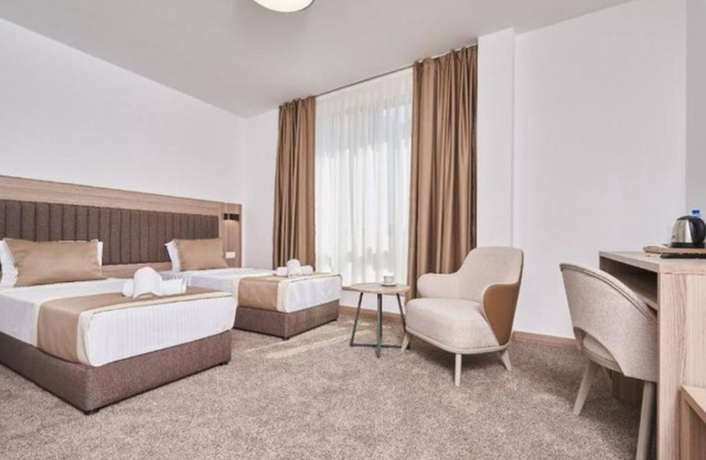 Evelin Deluxe House