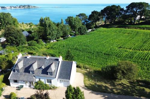 Exceptional beach sea view