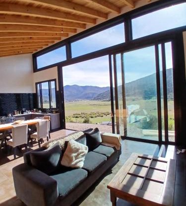Exclusiva Casa de Categoría a Estrenar en Barrio Privado de San Martin de los Andes