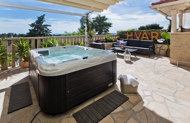 Exclusive Studio with Breakfast included + Private Jacuzzi & Outdoor Kitchen