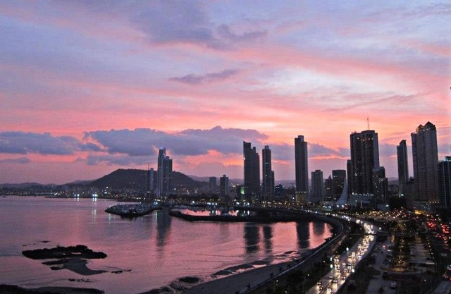 Exec 1 Bdrm Aprtmnt, Paitilla. OCEANFRONT! 45 day minimum