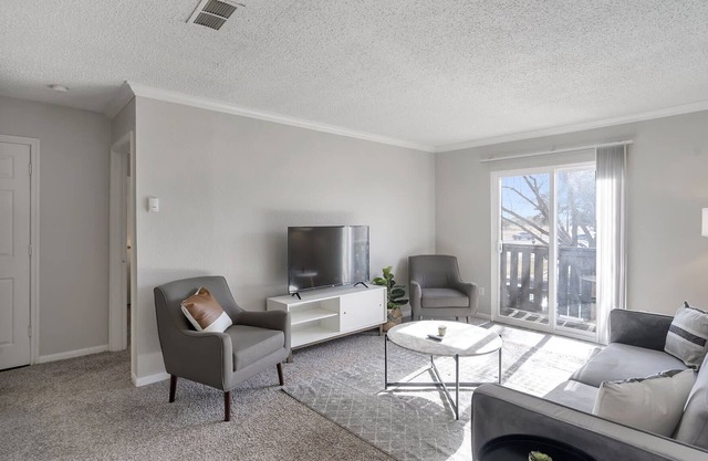 Exec Suite with Fitness Ctr Near Convention Ctr