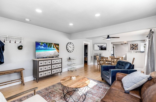 Experience Cheyenne in a cozy home, close to Downtown, Medical Center and CFD.